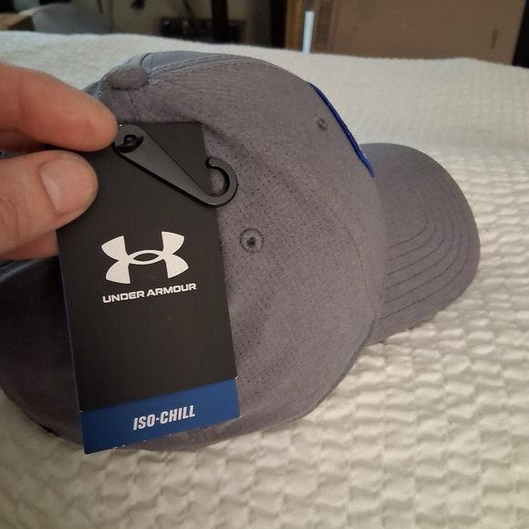 Under Armour Fitted Hat - Picture 10 of 10